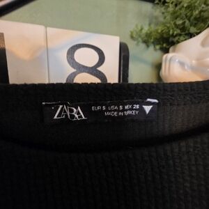 Zara Men's Black Sweater